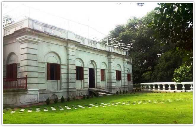 অবনীন্দ্রনাথ ঠাকুর বাগানবাড়ির মূল ভবন