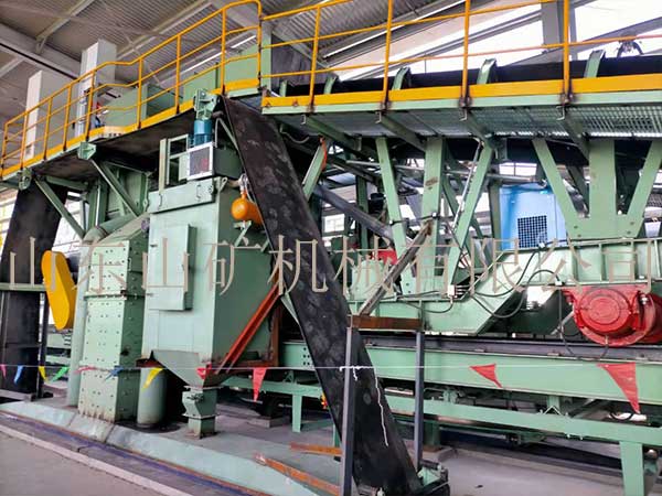 太钢铁前卸料车