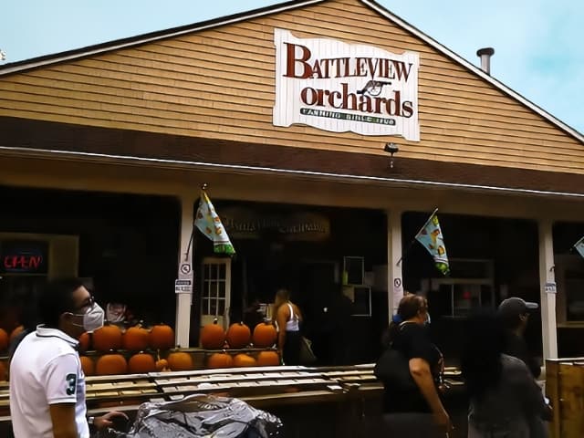 Battleview Orchards Country Market and Bakery 