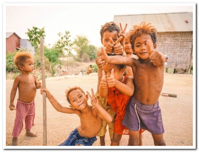 পথ শিশু দিবস street children day