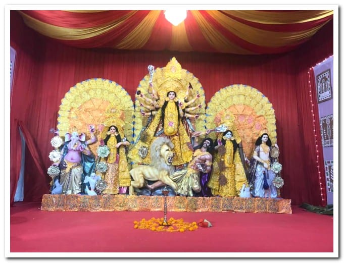 Juhu Sarbojanin Durgotsav in Mumbai