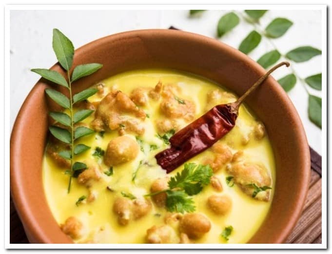 Kadhi Pakora