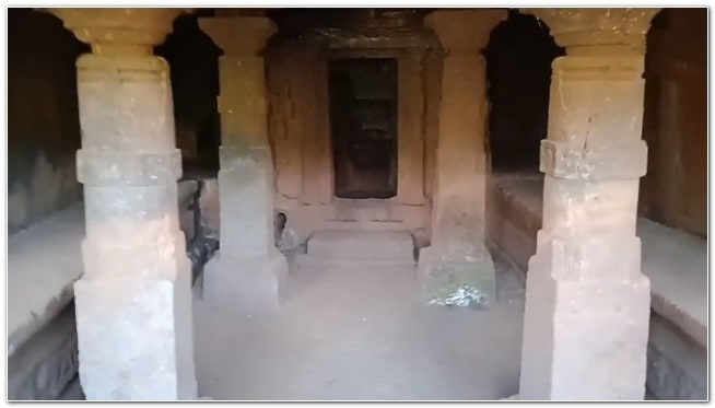 Panhalekaji Caves