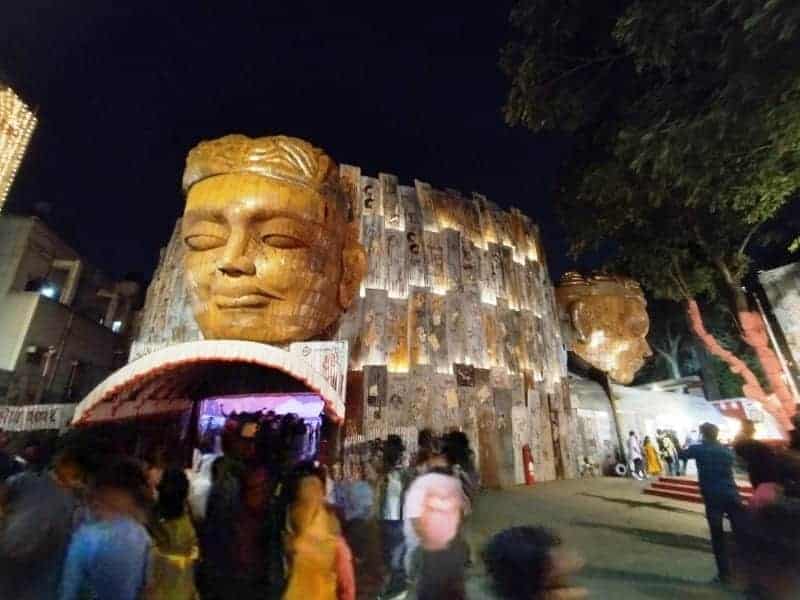 suruchi sangha durga puja pandal