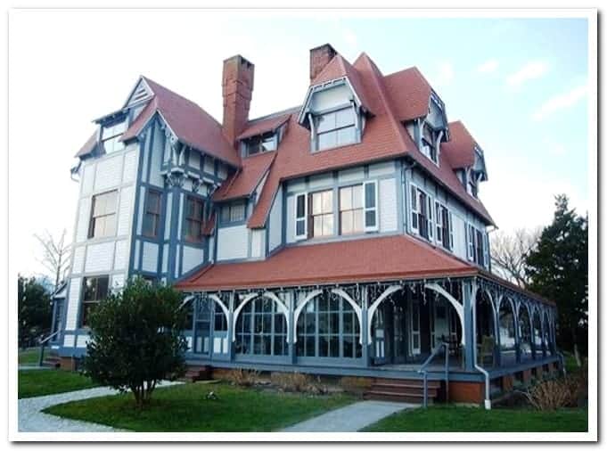 The Emlen Physick Estate