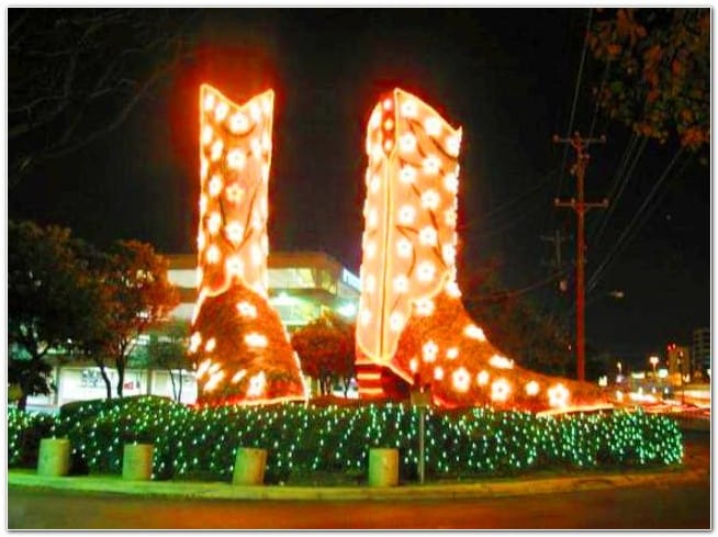 World’s Largest Cowboy Boots in San Antonio Texas